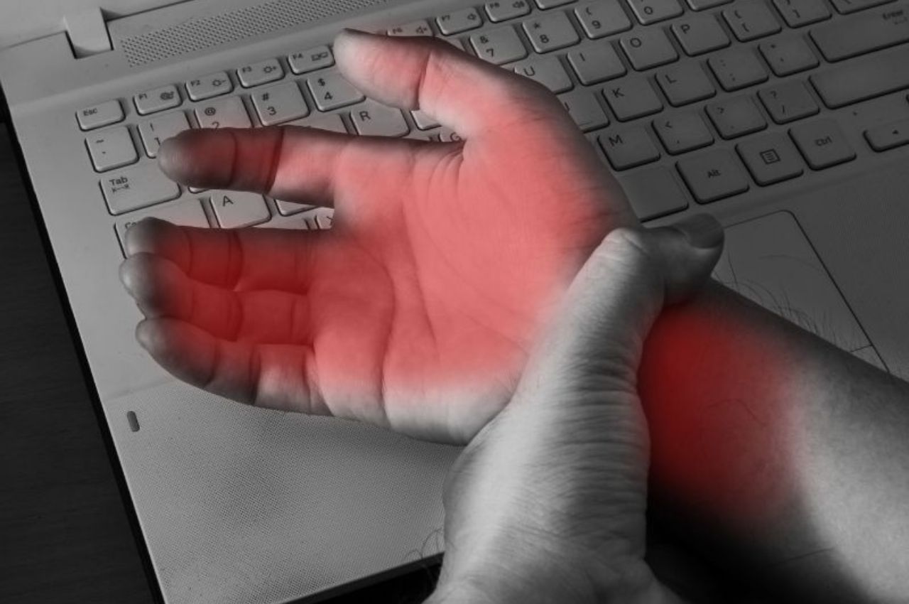 Wrist Pain From Gaming Causes & How To Stop The Pain Coronation Physio